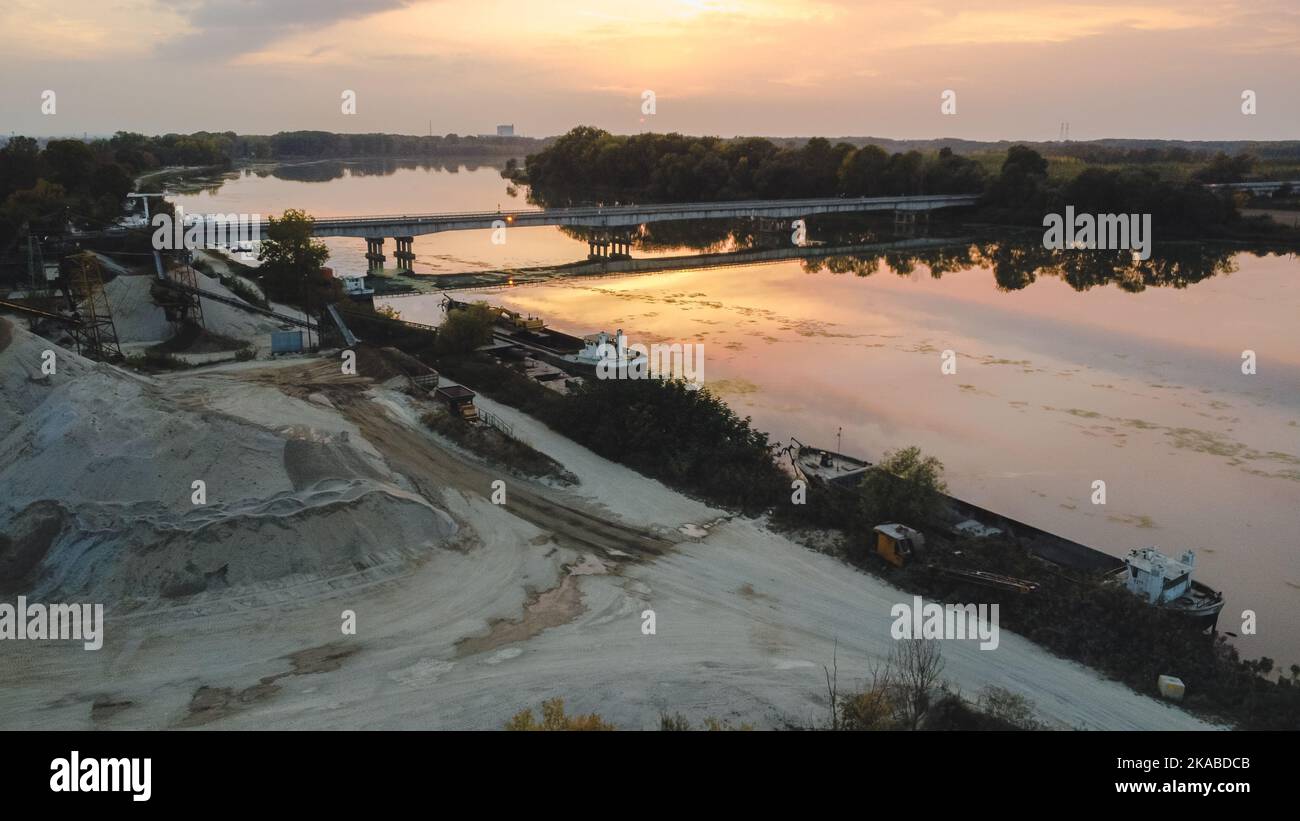 Flying over bridge across river hi-res stock photography and images - Alamy