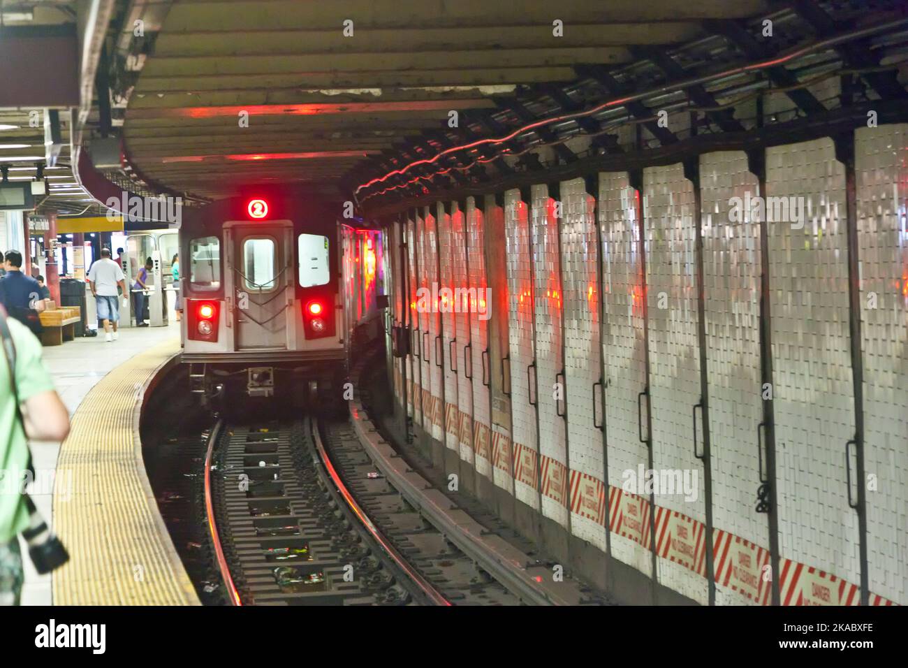 train arrives in the underground station in New York Stock Photo - Alamy