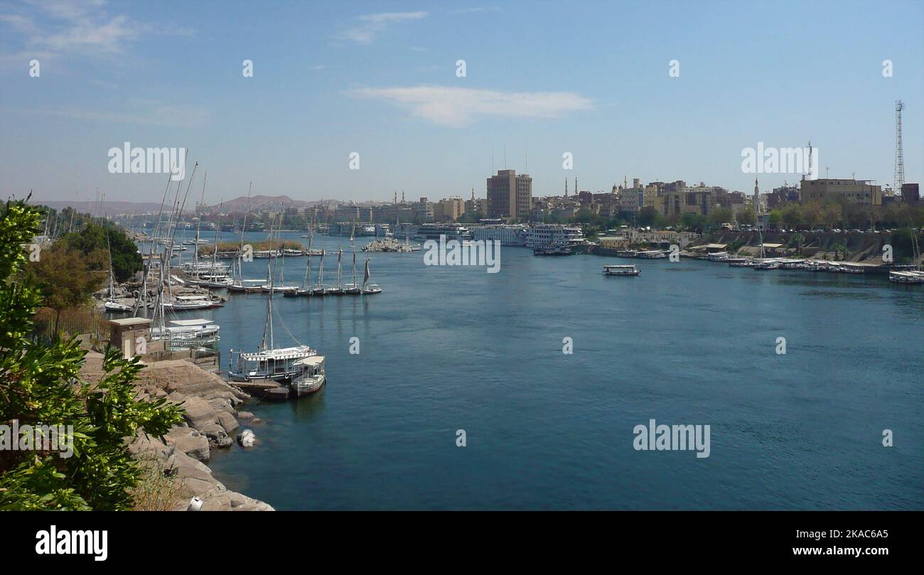 The Nile, a north-flowing river in Africa, is among the longest ...