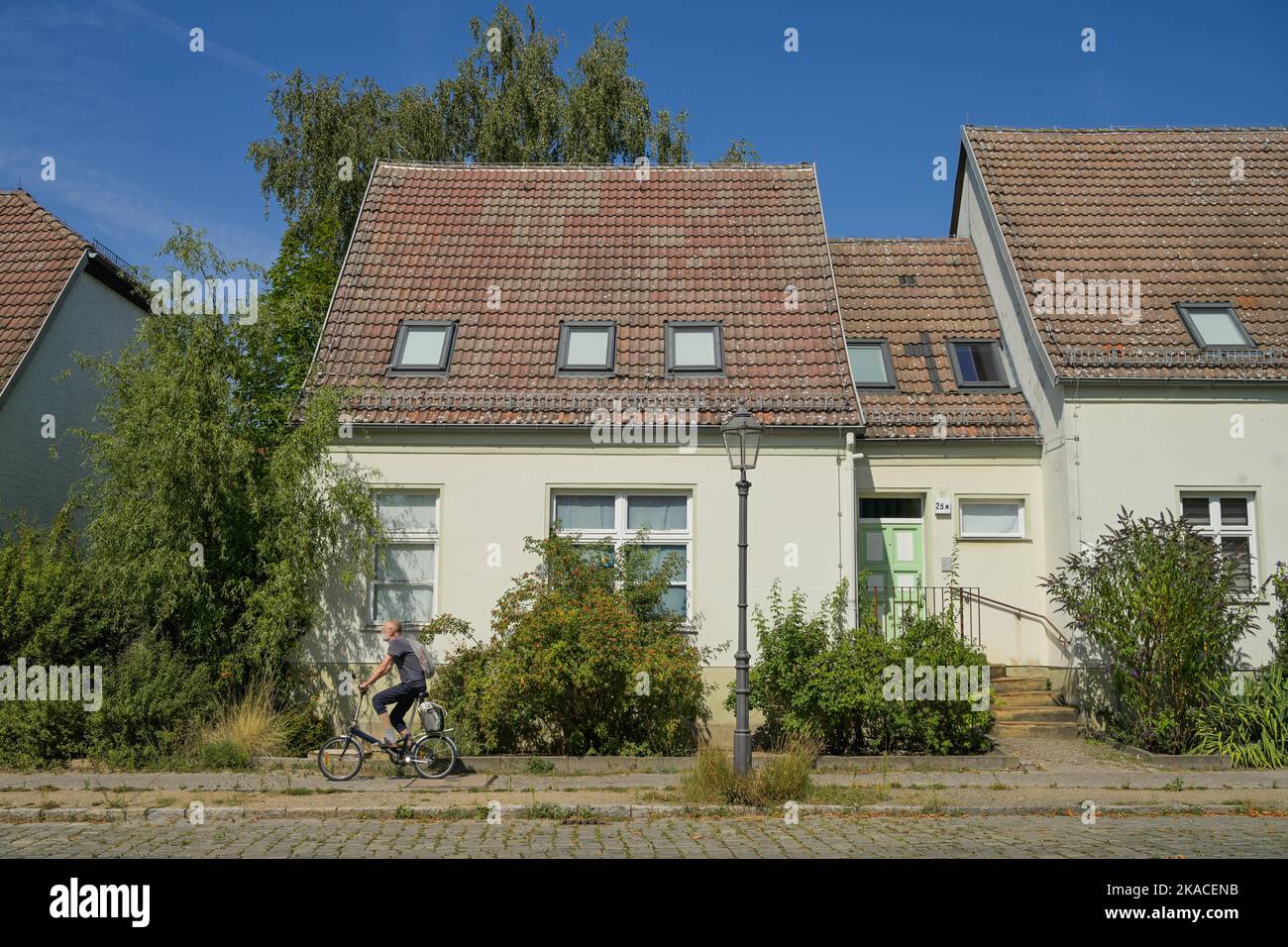 Altbauten, Dorfanger, AltMarzahn, Marzahn, Berlin, Deutschland Stock