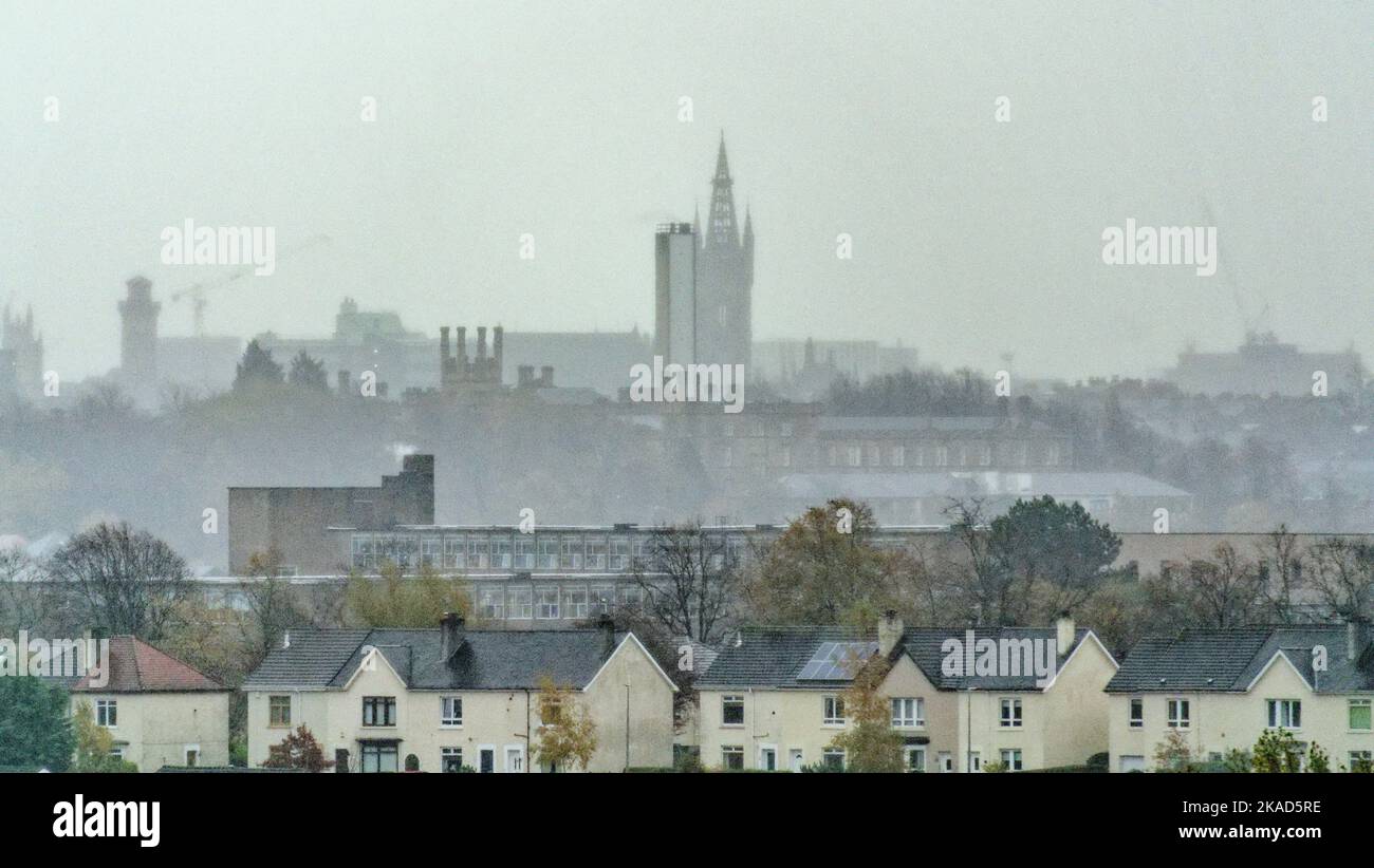 Glasgow, Scotland, UK 2nd November, 2022. UK Weather: Wet and Windy as ...