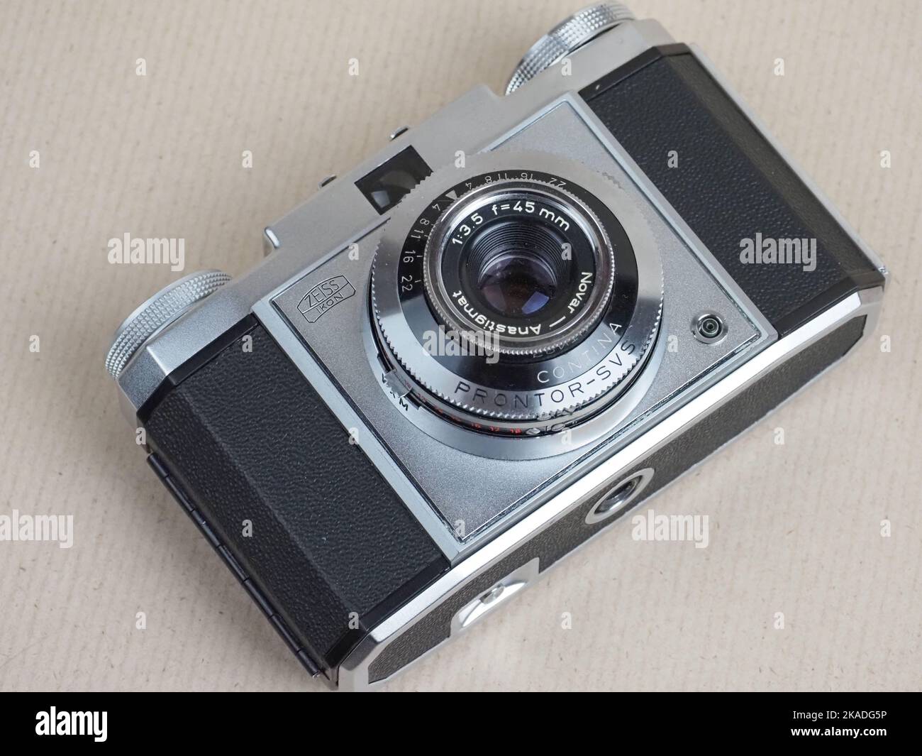 Prontor Camera Ikon images illustration hi-res stock photography and images - Alamy