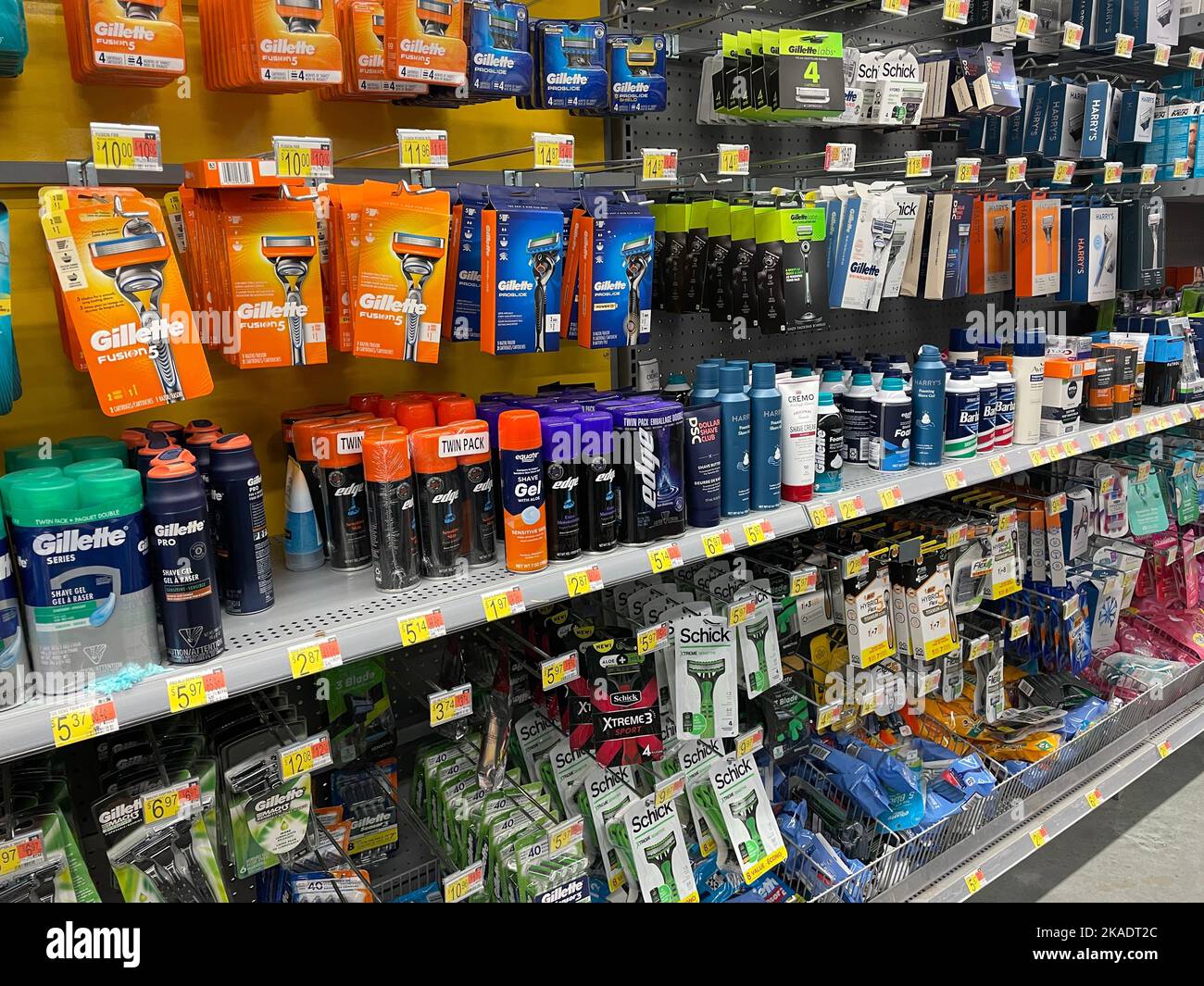 Walmart supercenter interior hires stock photography and images Alamy