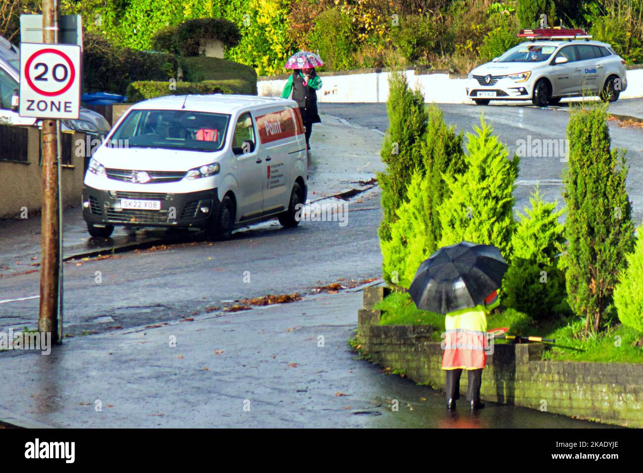 Glasgow, Scotland, UK 2nd November, 2022. UK Weather Wet and Windy as we see Storm Claudio