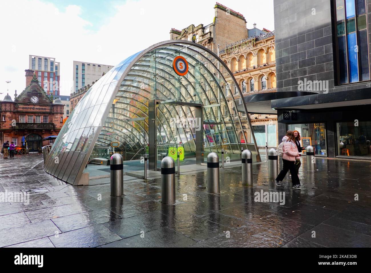 Two red-headed young women exiting Glasgow subway station of Buchanan St, Glasgow, Scotland, UK. Stock Photo