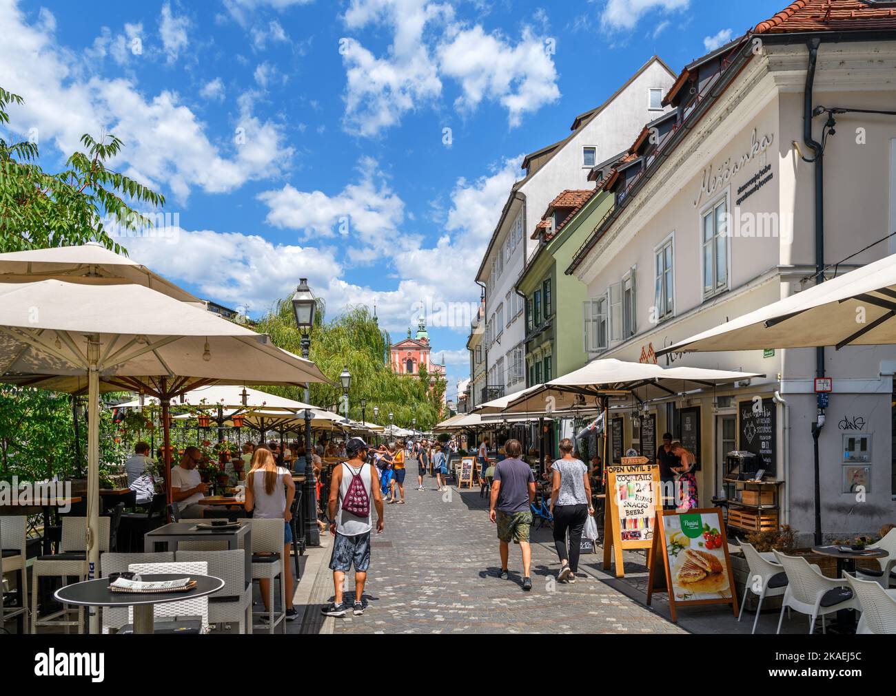 Bars and cafes on Cankarjevo nabrežje, old town, Ljubljana, Slovenia Stock Photo