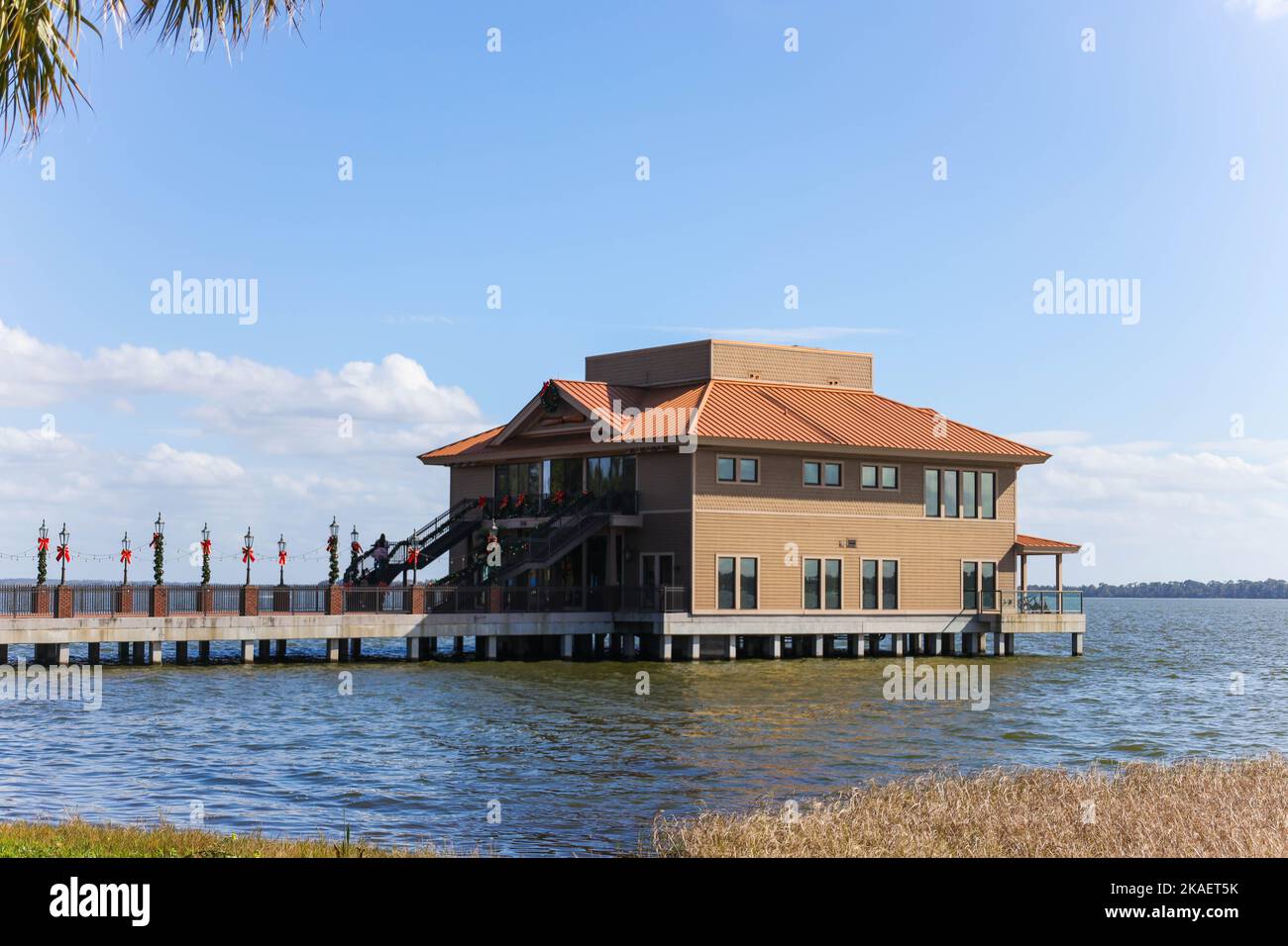 A view of cozy Pavilion at lake Dora in Tavares, Florida, USA Stock Photo