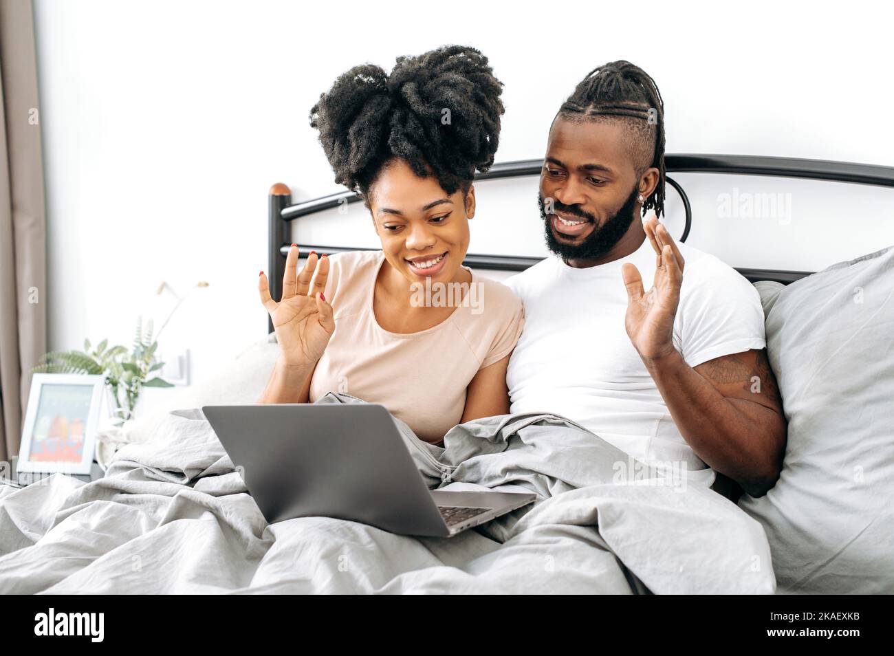 Husband and wife sitting together hi-res stock photography and images -  Page 3 - Alamy