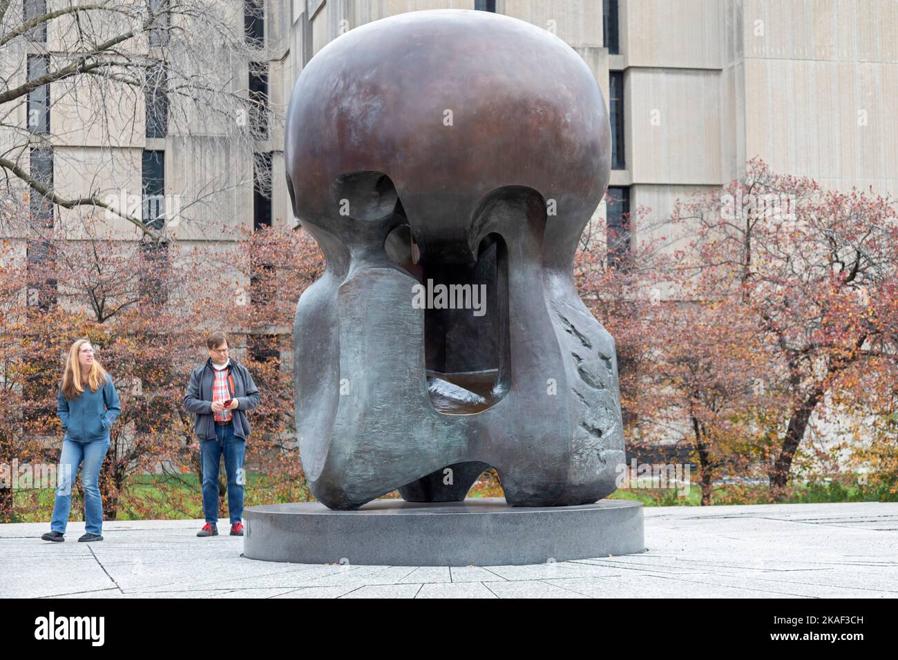 Chicago, Illinois - 'Nuclear Energy,' a sculpture by Henry Moore, on the site of the first controlled nuclear chain reaction, which opened the door to Stock Photo