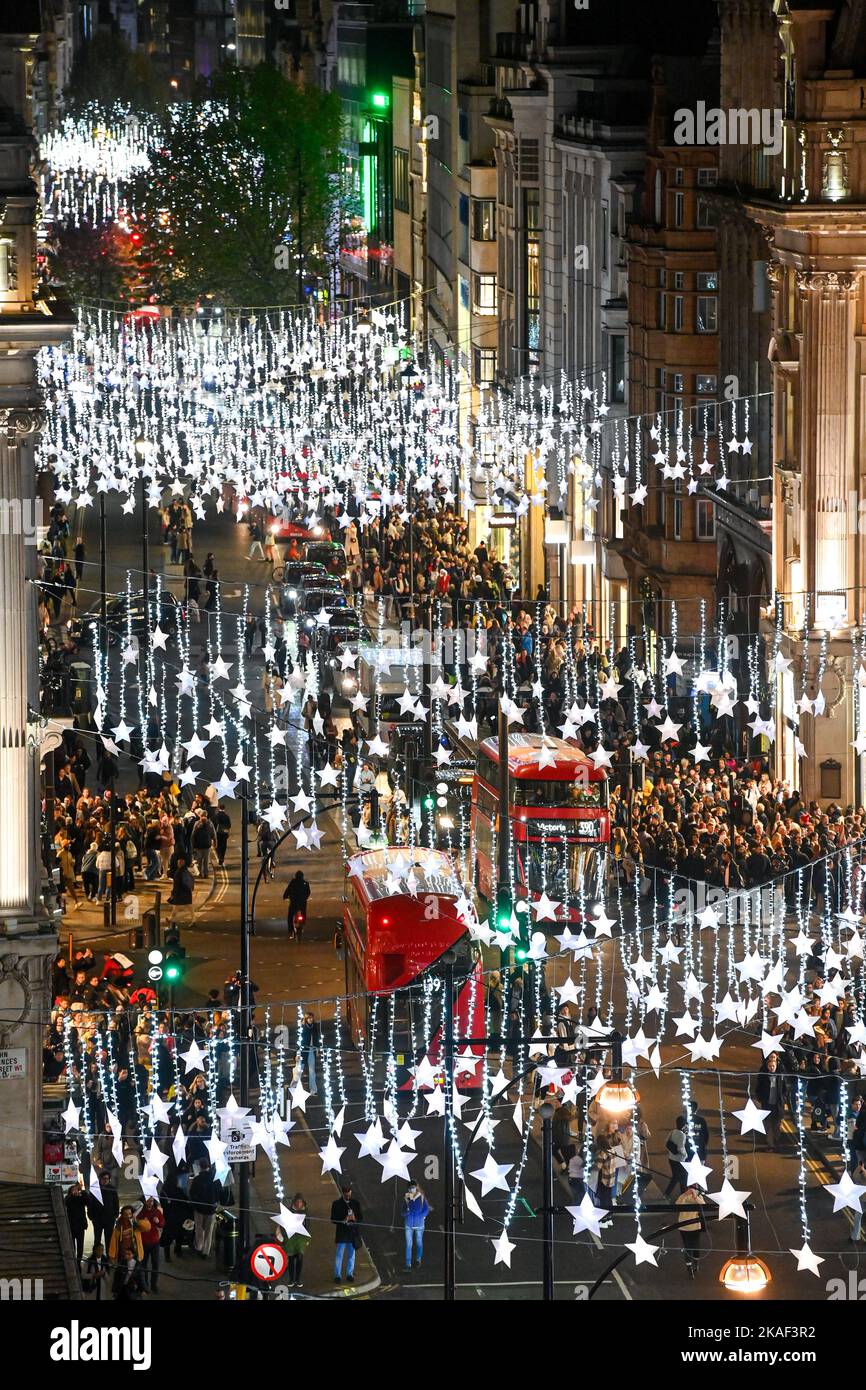 EDITORIAL USE ONLYÊ Oxford Street in London following its annual Christmas lightswitch on