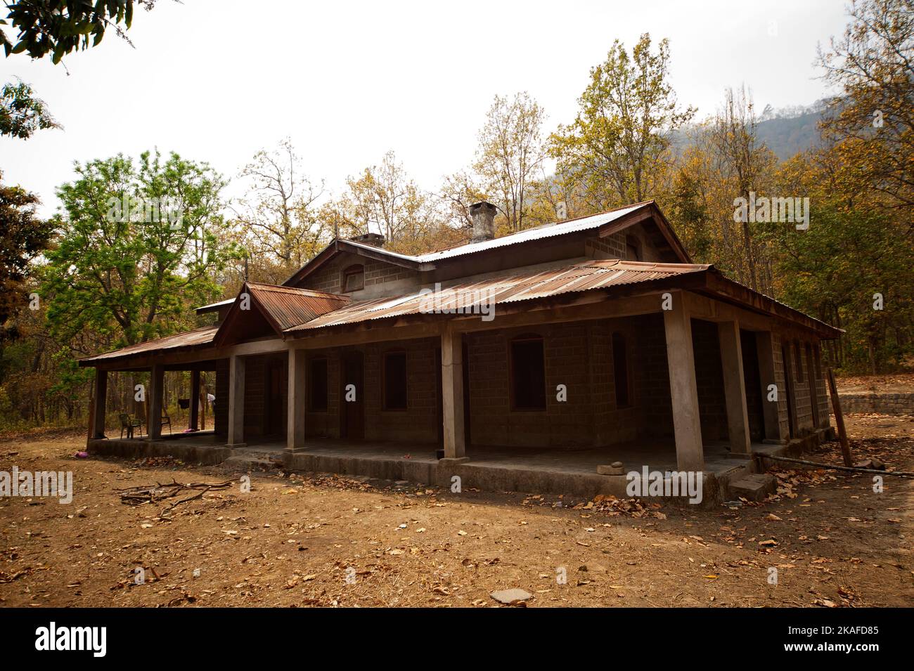 Kaldhunga bungalow on the banks of Sarda river, built by Henry Ramsay in 1919, Uttarakhand, India Stock Photo