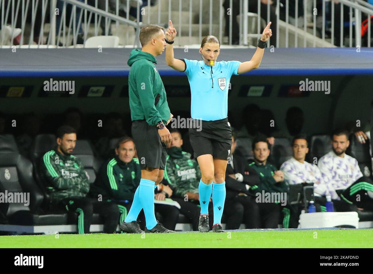 Madrid, Spain. 02nd Nov, 2022. Referee makes a VAR call during Champions League Match Day 6 between Real Madrid and Celtic FC at Santiago Bernabeu Stadium in Madrid, Spain, on November 2, 2022. Credit: Edward F. Peters/Alamy Live News Stock Photo