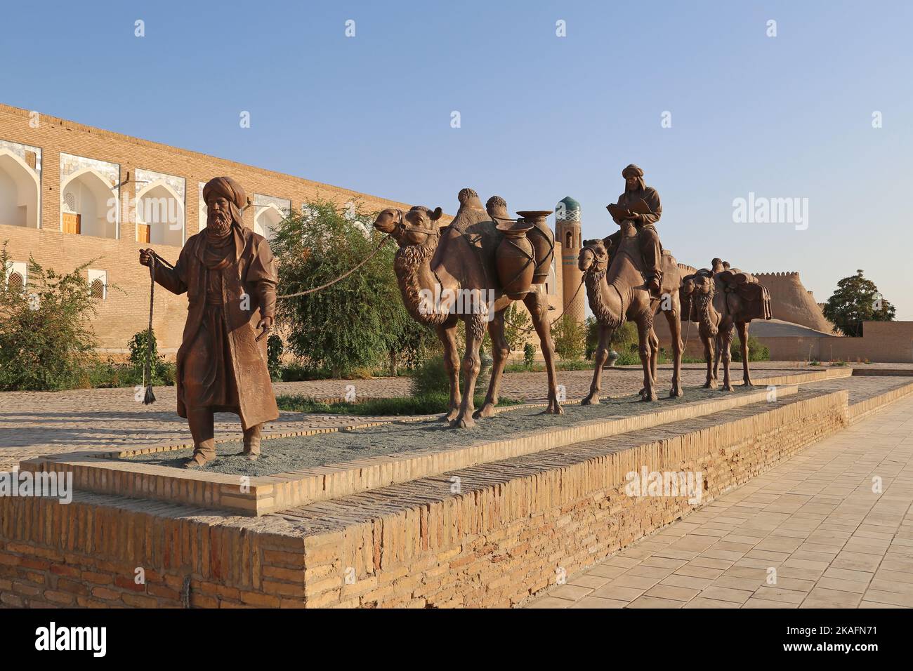 Polymath Statues Statue of mathematical polymath Muhammad Ibn Mūsā Al-Khwārizmī (c780 ...