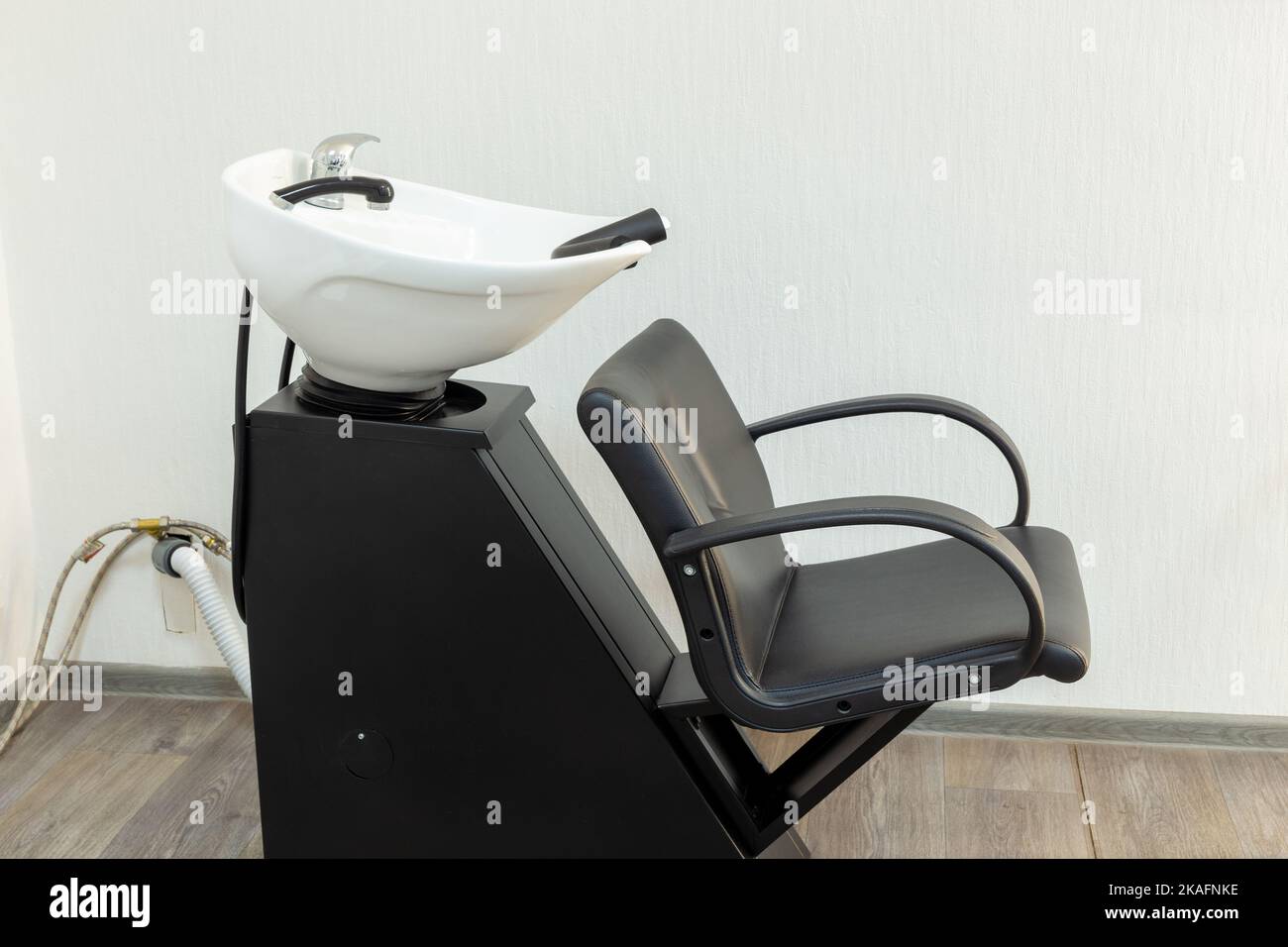 Salon washing basin deals