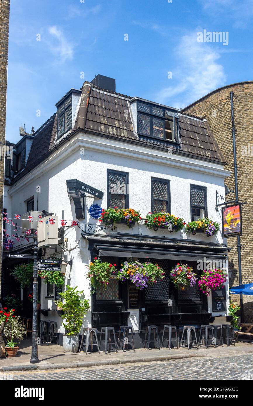 16th Century The Mayflower Pub, Rotherhithe Street, Rotherhithe, The London Borough of Southwark, Greater London, England, United Kingdom Stock Photo