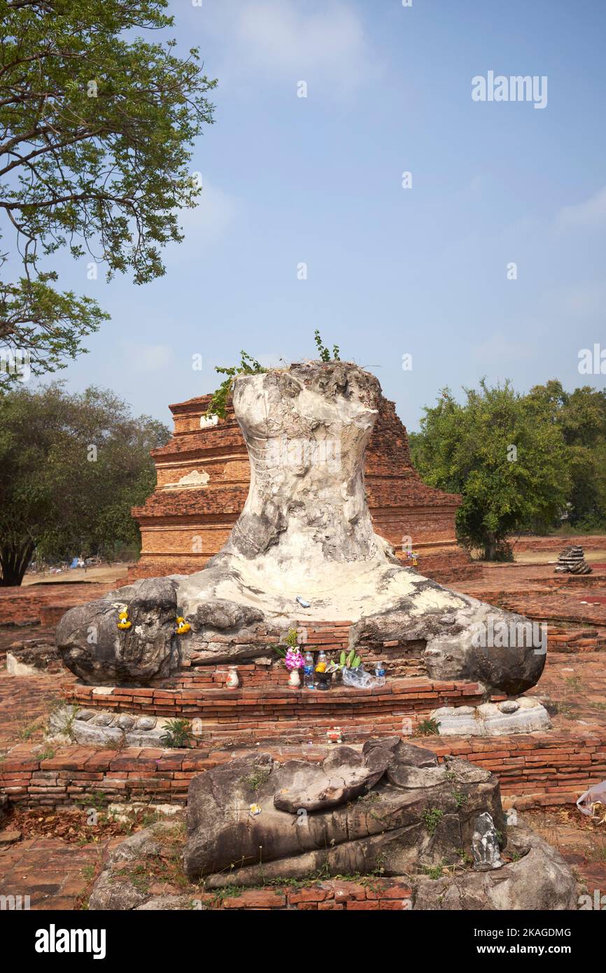 temple-ruins-in-the-ayutthaya-historical-park-ayutthaya-thailand-stock