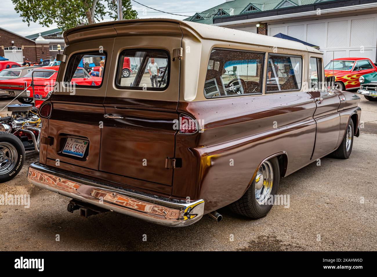 Chevrolet suburban hi-res stock photography and images - Alamy