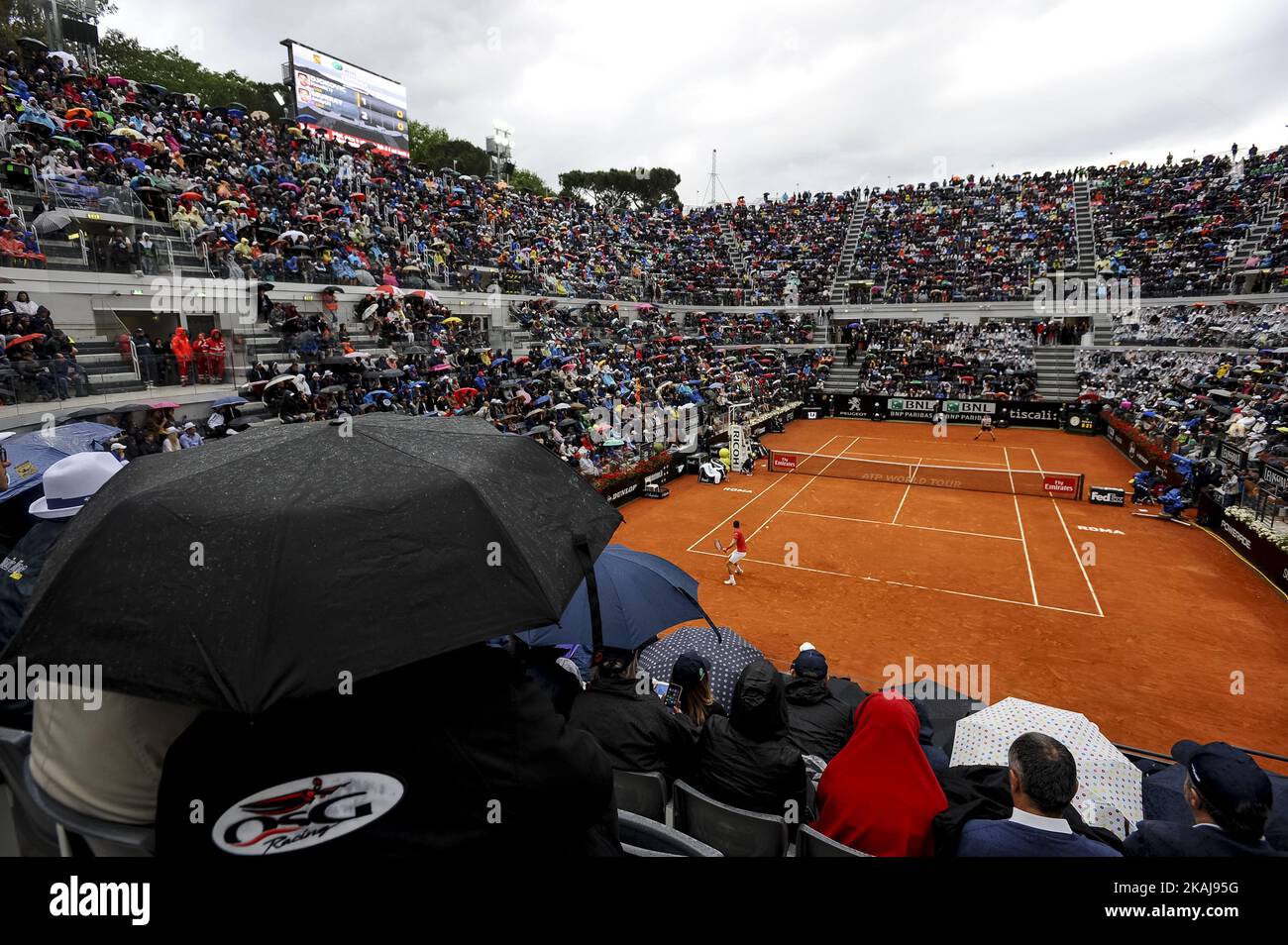 Rain during the ATP Final match between Djokovic (SRB) vs Murray (GBR) at  the Internazionali BNL d'Italia 2016 at the Foro Italico on May 15, 2016 in  Rome, Italy. (Photo by Giuseppe