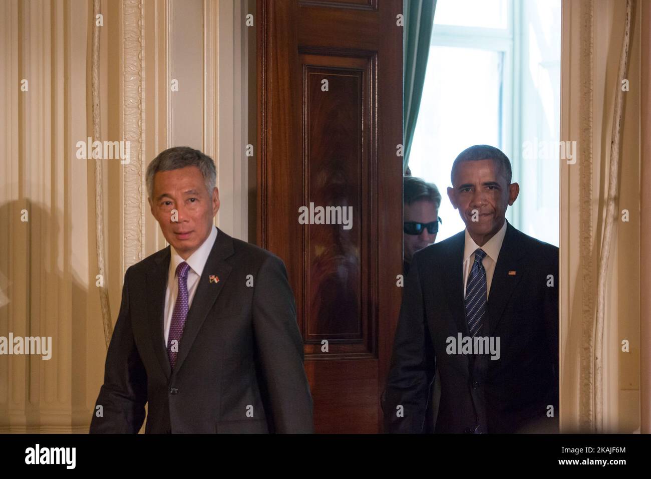 Washington, D.C. — On Tuesday, August 2, l-r, Prime Minister Lee Hsien Loong, and President Barack Obama, enter the East Room of the White House, for their joint press conference.  (Photo by Cheriss May/NurPhoto) *** Please Use Credit from Credit Field *** Stock Photo