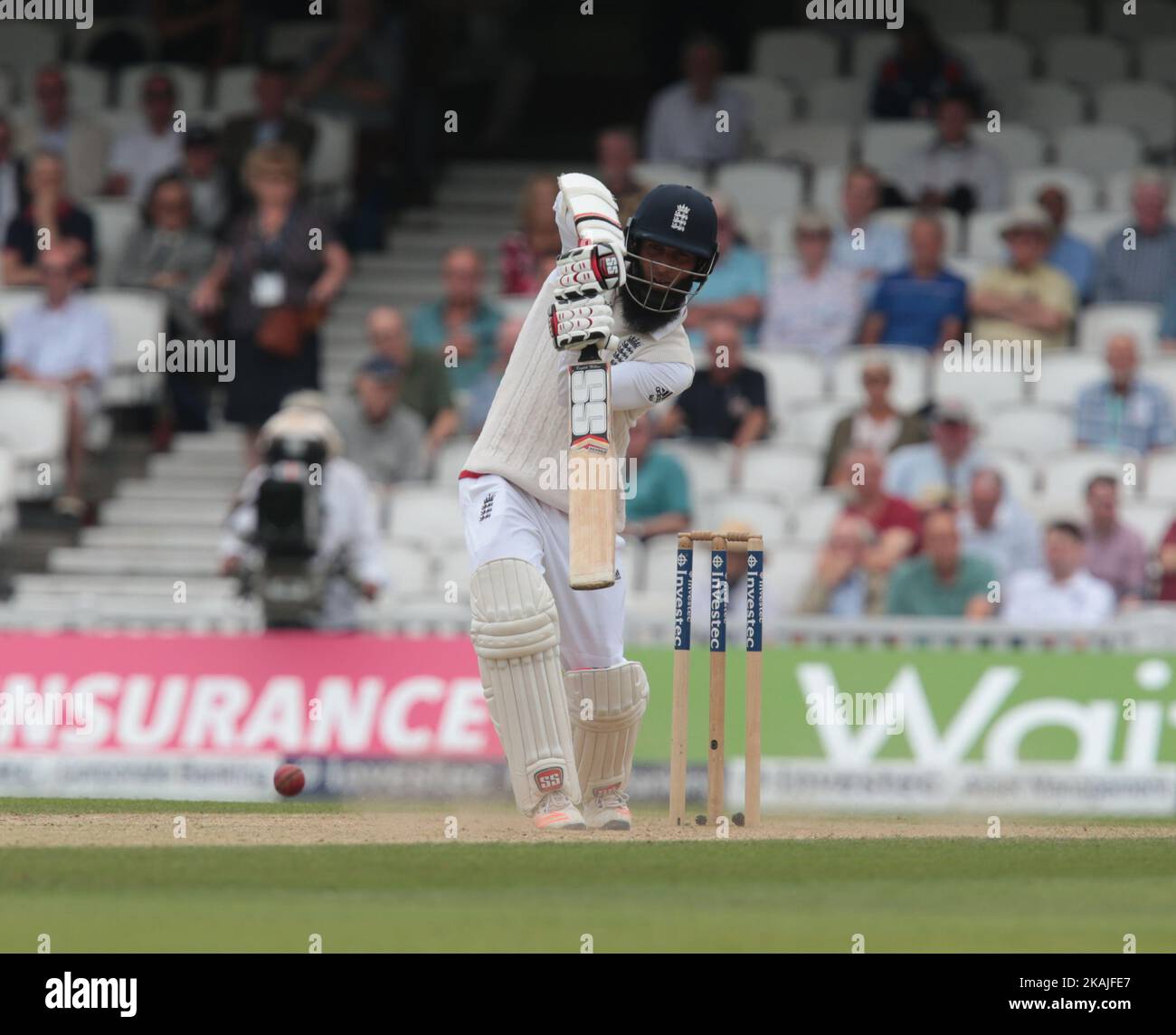 England's Moeen Ali during Day Four of the Fourth Investec Test Match between England and Pakistan played at The Oval Stadium, London on August 14th 2016 Stock Photo