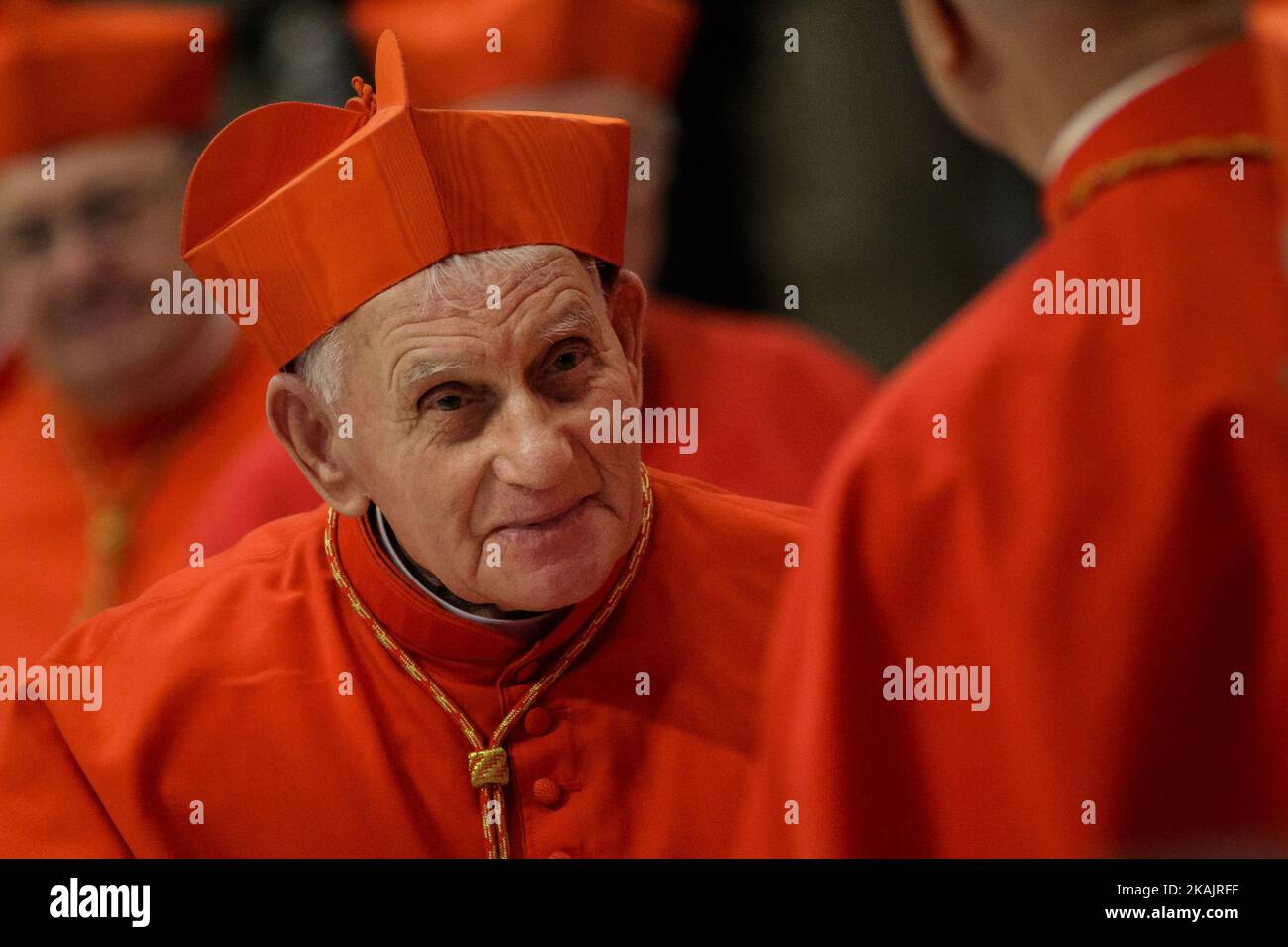 Roman catholic presbyter hi-res stock photography and images - Alamy