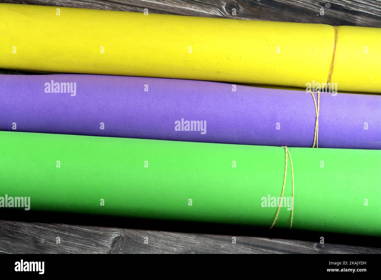 School arts and crafts paper hires stock photography and images Alamy