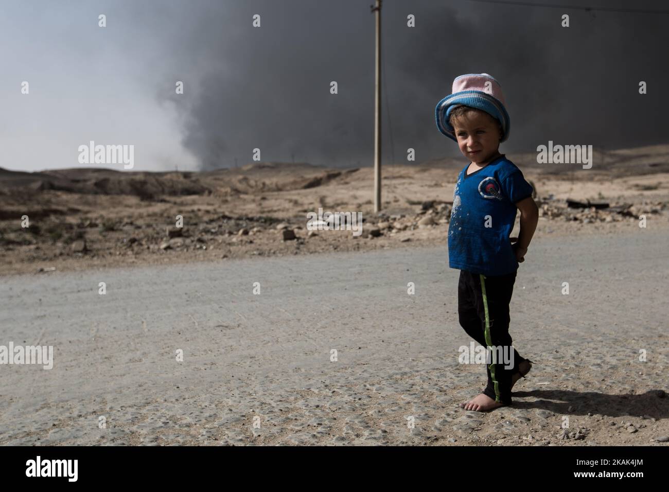 (10/14/2016) The city of Qayyarah, south of Mosul, Iraq, was liberated by the Iraqi Army in August this year. The heaven is darkened with smog from the still burning oilfields which ISIS set on fire when they left the city. (Photo by Sebastian Backhaus/NurPhoto) *** Please Use Credit from Credit Field *** Stock Photo