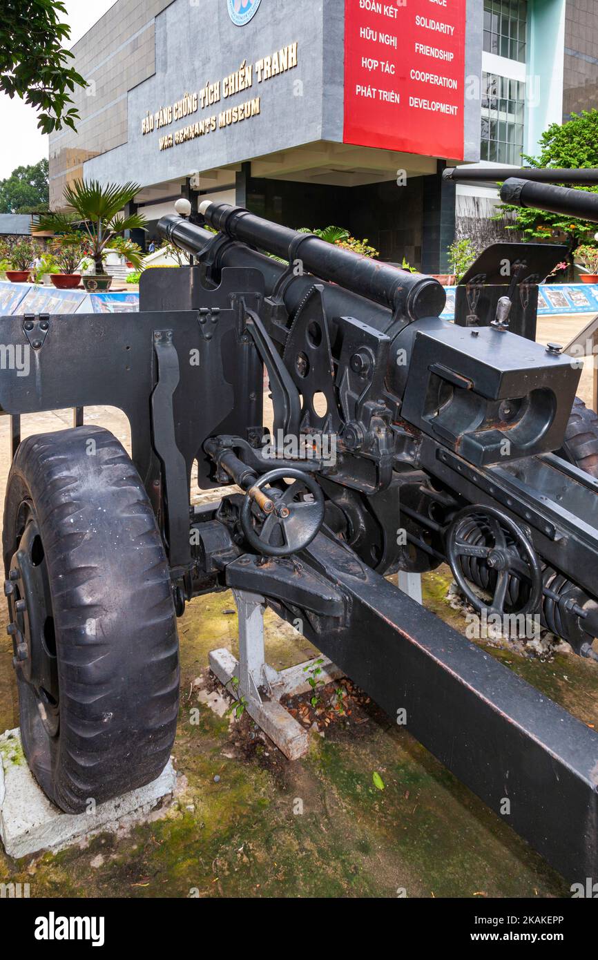 U.S. Army artillery piece at War Remnants Museum, Ho Chi Minh City, Vietnam Stock Photo