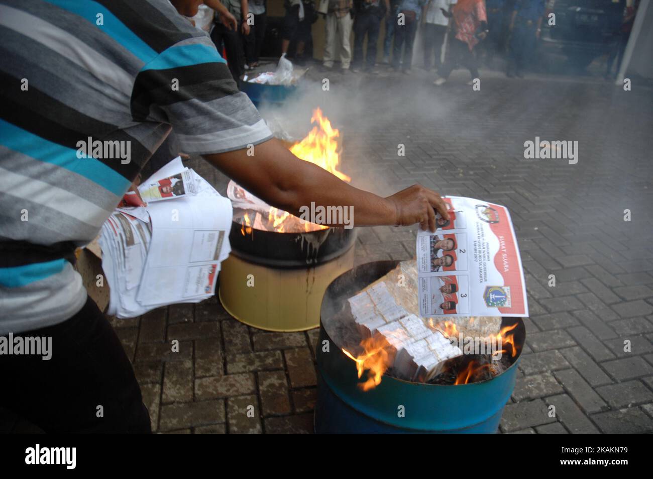 Election Commission of Jakarta culling of spoiled ballots at the Office on February 14, 2017. A day ahead of the voting, the election commission Jakarta Regional General destroyed approximately 46 thousand ballots damaged, defective or there is a special sign, and excess. because the elections were followed by three pairs of candidates one partner Basuki Purnama Tjahaja a Christian who became controversial due to blasphemy against the Koran. (Photo by Dasril Roszandi/NurPhoto) *** Please Use Credit from Credit Field *** Stock Photo