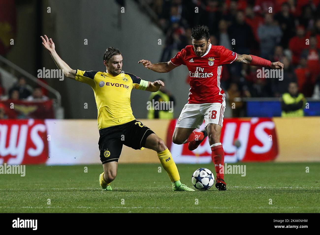 Dortmund's defender Marcel Schmelzer (L) vies for the ball with Benfica's forward Eduardo Salvio (R) during Champions League 2016/17 match between SL Benfica vs BVB Borussia Dortmund, in Lisbon, on February 14, 2017. (Photo by Carlos Palma/NurPhoto) *** Please Use Credit from Credit Field *** Stock Photo