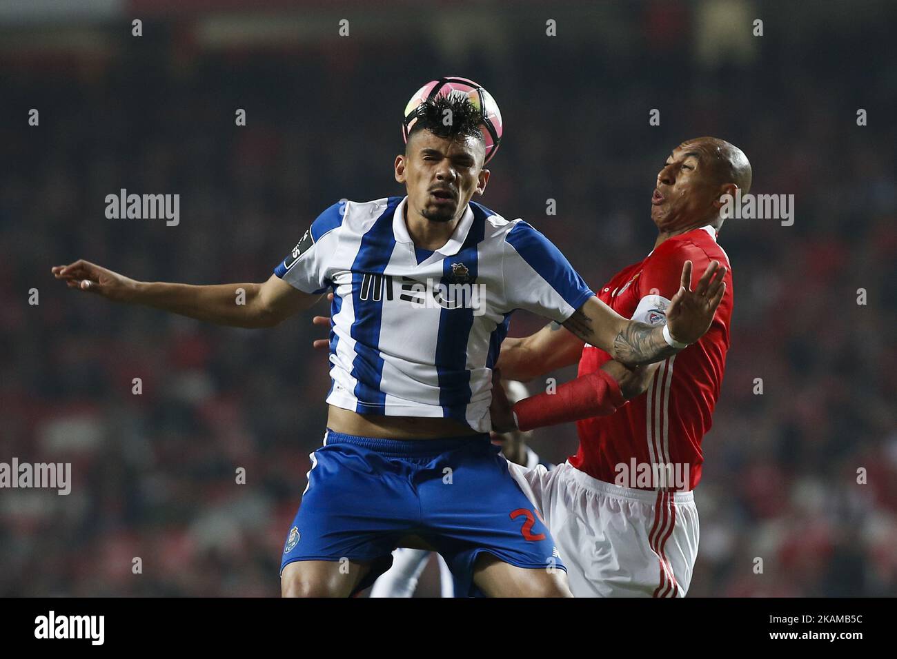 Porto's forward Soares (L) (C) Benfica's defender Luisao (R) during Premier League 2016/17 match between SL Benfica vs FC Porto, in Lisbon, on April 1, 2017. (Photo by Carlos Palma/NurPhoto) *** Please Use Credit from Credit Field *** Stock Photo