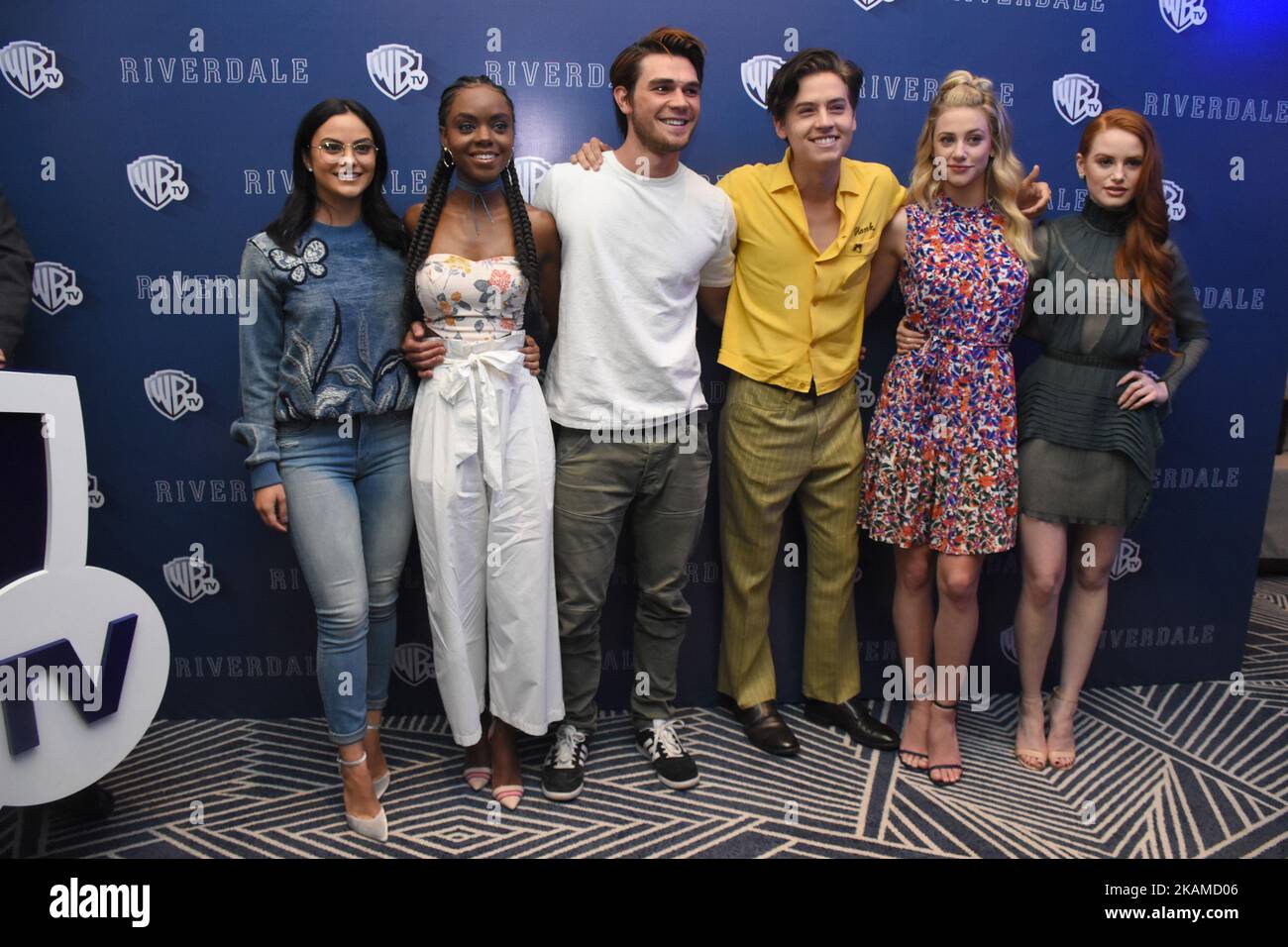 (L toR) Camila Mendes, Ashleigh Murray, KJ Apa, Cole Sprouse, Lili Reinhart, Madelaine Petsch poses during a photocall to promote Riverdale Tv Series at Four Season Hotel on April 06, 2017 in Mexico City, Mexico (Photo by Carlos Tischler/NurPhoto) *** Please Use Credit from Credit Field *** Stock Photo