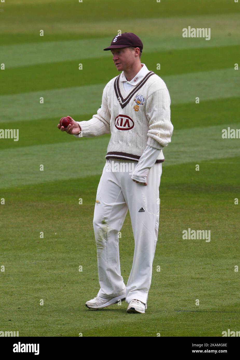 Surrey's Gareth Batty during Specsavers County Championship - Diviision One match between Surrey CCC and Lancashire CCC at The Kia Oval, London on April 14, 2017 (Photo by Kieran Galvin/NurPhoto) *** Please Use Credit from Credit Field ***  Stock Photo
