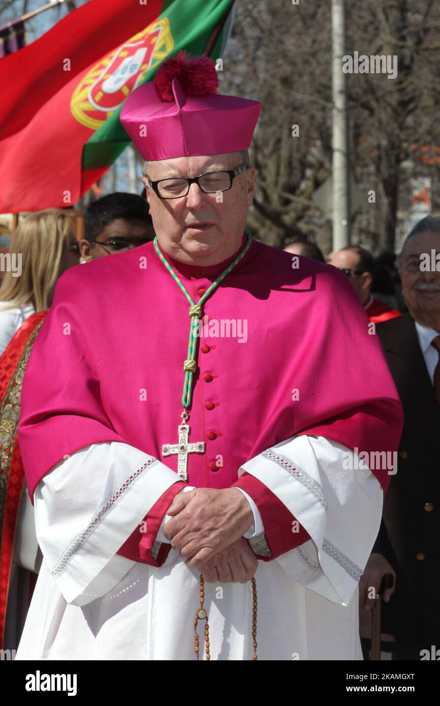Thomas Christopher Collins, the Canadian cardinal of the Catholic Church and the Archbishop of Toronto takes part in the Good Friday procession in Little Italy in Toronto, Ontario, Canada, on April 14, 2017. The Saint Francis of Assisi and Little Italy community celebrates Good Friday with the traditional procession representing the events that led to the Crucifixion and Resurrection of Jesus Christ. (Photo by Creative Touch Imaging Ltd./NurPhoto) *** Please Use Credit from Credit Field *** Stock Photo