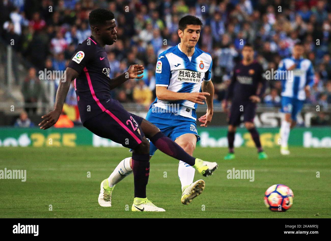 Samuel Umtiti and Gerard Moreno during the match between RCD Espanyol and FC Barcelona, on April 29, 2017. (Photo by Urbanandsport/NurPhoto) *** Please Use Credit from Credit Field *** Stock Photo