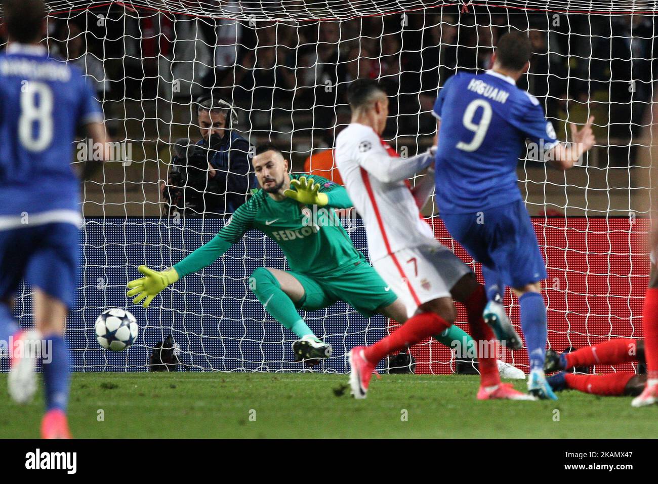 Monaco goalkeeper Danijel Subasic (1) dives for the ball invain during the Uefa Champions League semi finals football match MONACO - JUVENTUS on 03/05/2017 at the Stade Louis II in Monaco, Monaco. (Photo by Matteo Bottanelli/NurPhoto) *** Please Use Credit from Credit Field *** Stock Photo
