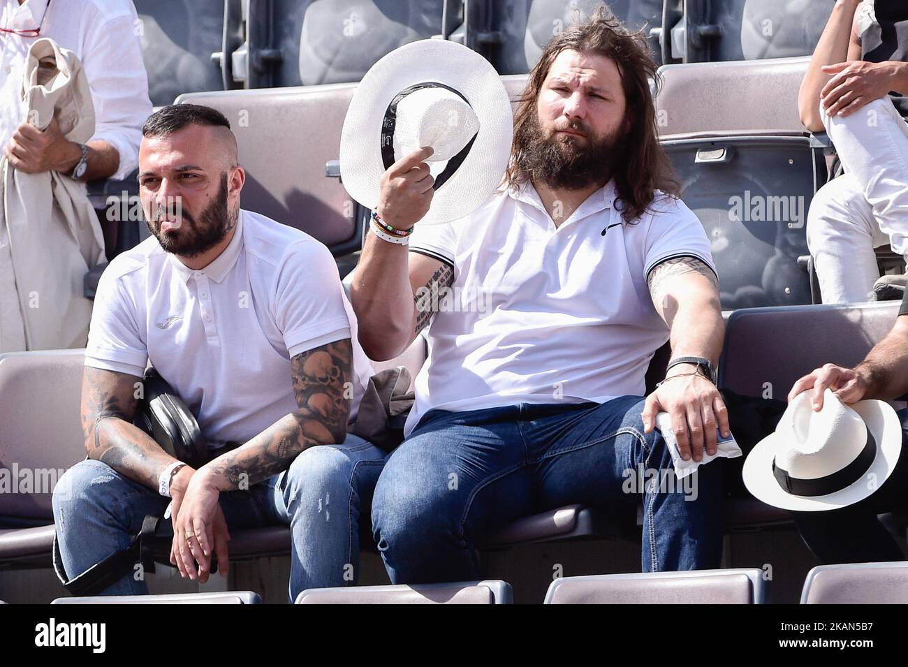 Italian rugby player Martin Castrogiovanni attends the match Johanna Konta (GBR) vs Venus Williams (USA) during the WTA Open Internazionali BNL D'Italia at the Foro Italico, Rome, Italy on 18 May 2017. (Photo by Giuseppe Maffia/NurPhoto) *** Please Use Credit from Credit Field *** Stock Photo