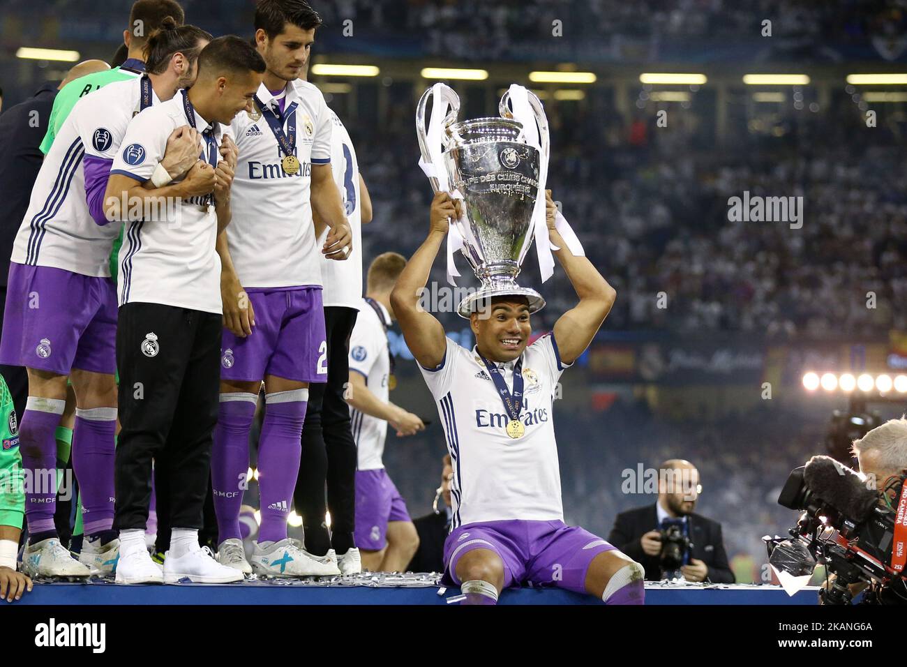 Uefa Champions League Trophy Ceremony Hi res Stock Photography And Uefa Champions League Trophy Ceremony Hi res Stock Photography And