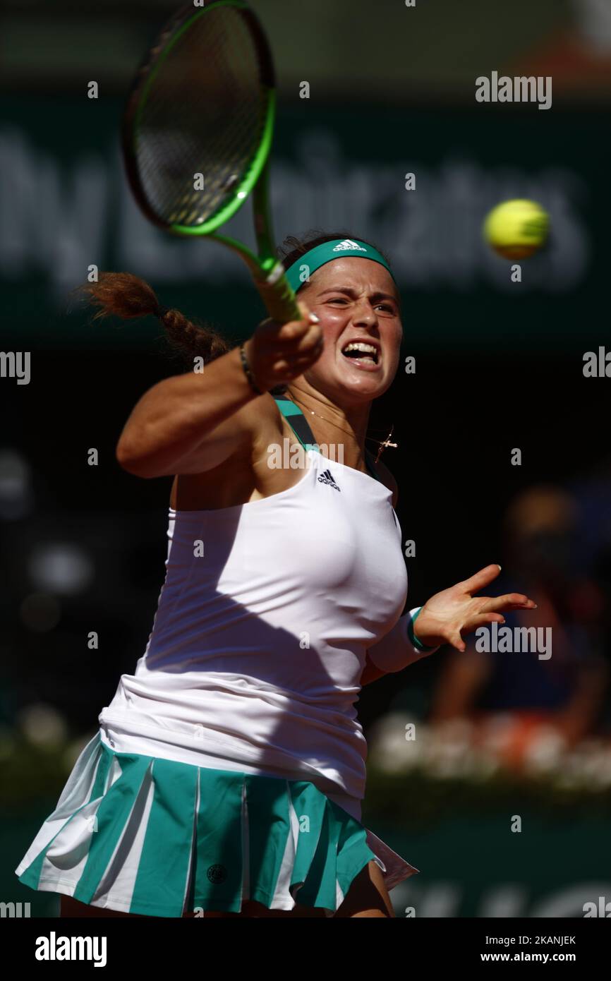 Jelena Ostapenko at the Roland Garros 2017 French Open on June 8, 2017 in  Paris, France. (Photo by Mehdi Taamallah/NurPhoto) *** Please Use Credit  from Credit Field *** Stock Photo - Alamy