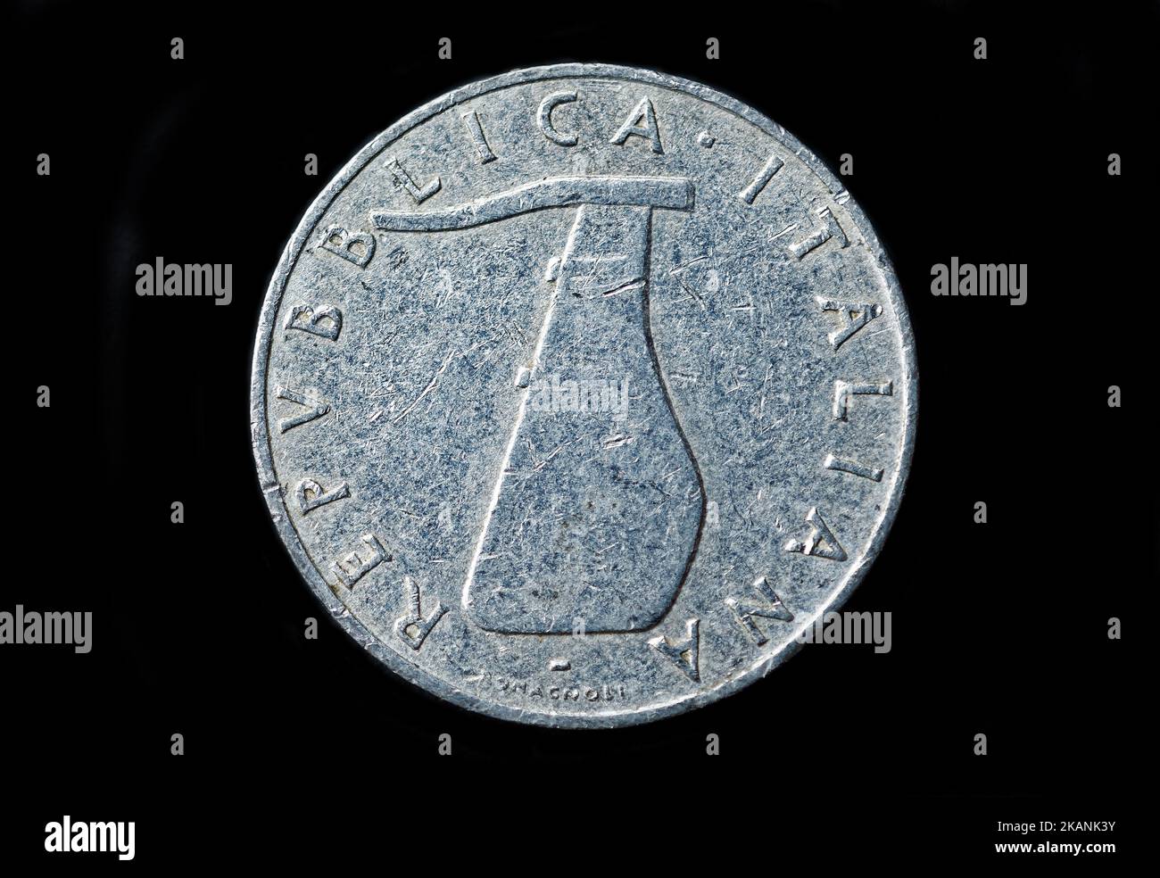 5 lire hi-res stock photography and images - Alamy
