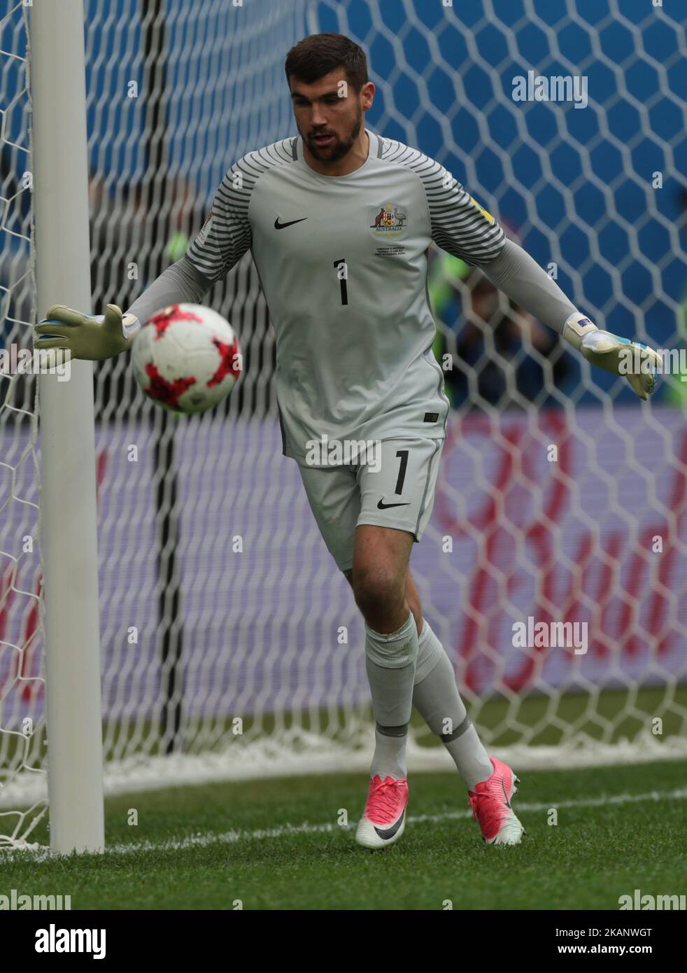 Maty Ryan of the Australia national football team vie for the ball during the 2017 FIFA Confederations Cup match, first stage - Group B between Cameroon and Australia at Saint Petersburg Stadium on June 22, 2017 in St. Petersburg, Russia. (Photo by Igor Russak/NurPhoto) *** Please Use Credit from Credit Field *** Stock Photo