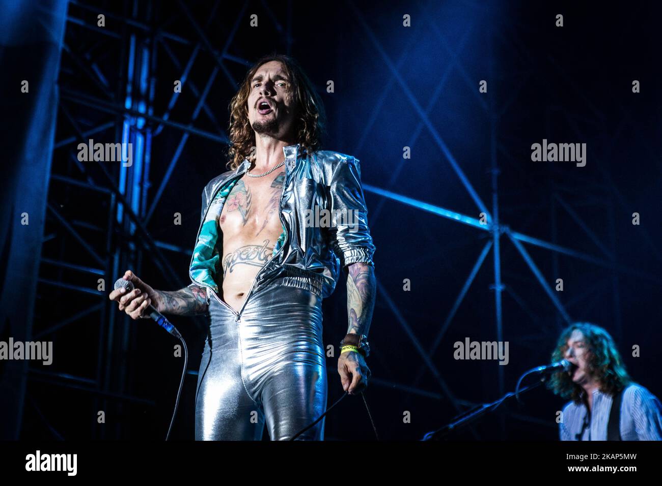 Justin Hawkins of the english glam rock The Darkness perform live at Rugby Sound Festival in Legnano Milan,Italy, on July 6, 2017. (Photo by Roberto Finizio/NurPhoto) *** Please Use Credit from Credit Field *** Stock Photo