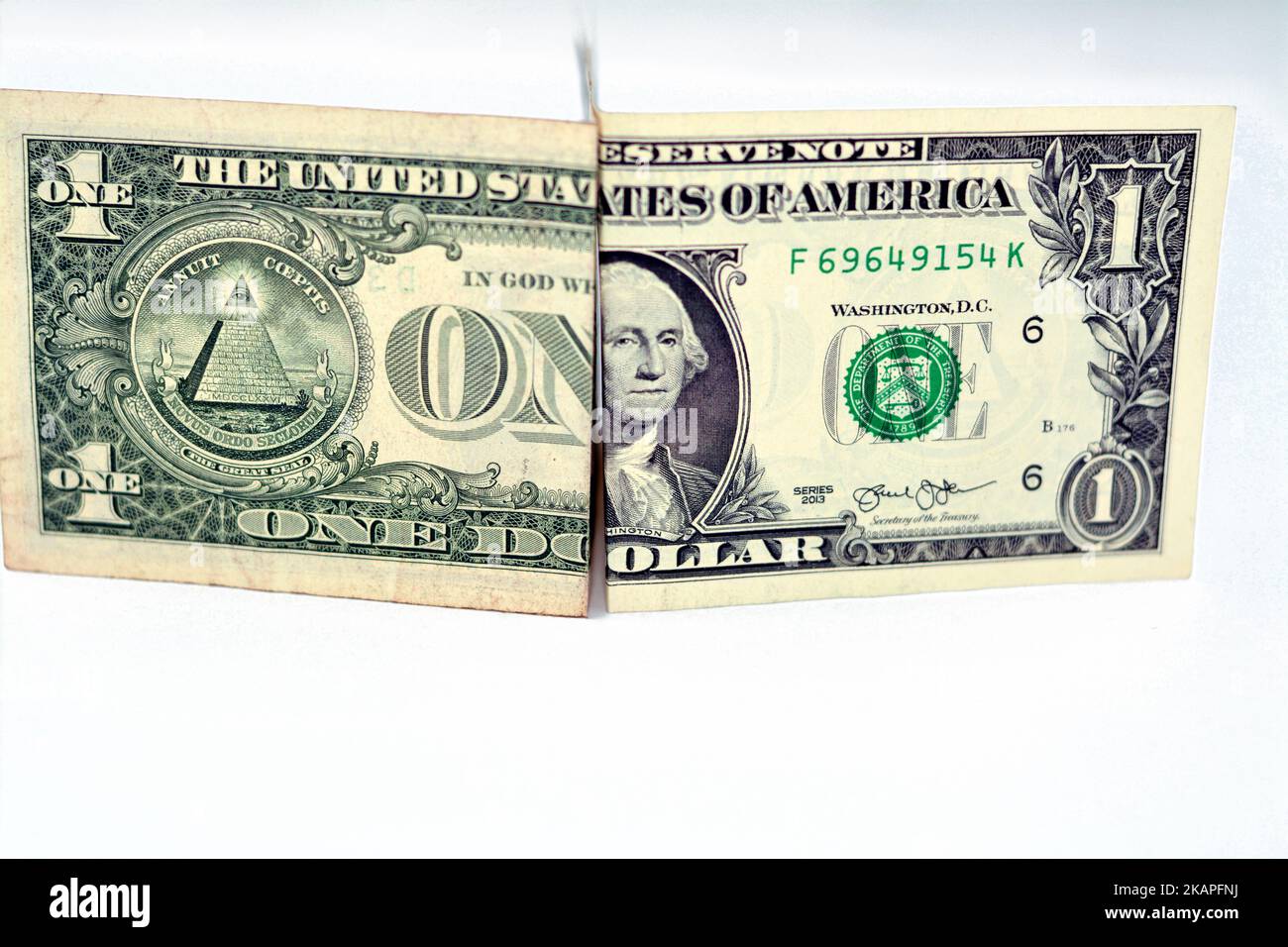 1 dollar bills hi-res stock photography and images - Alamy