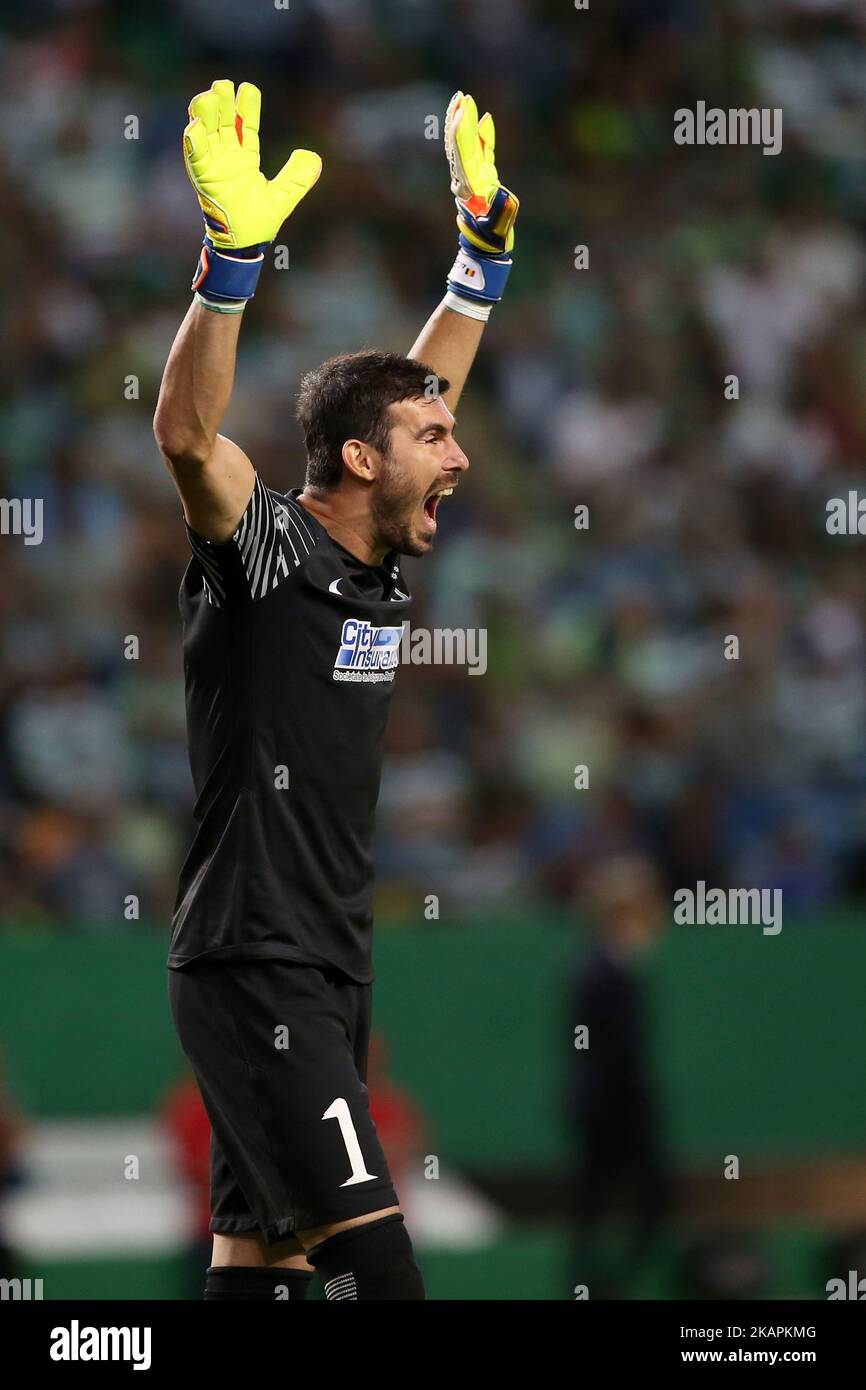 Steaua bucuresti goalkeeper hi-res stock photography and images