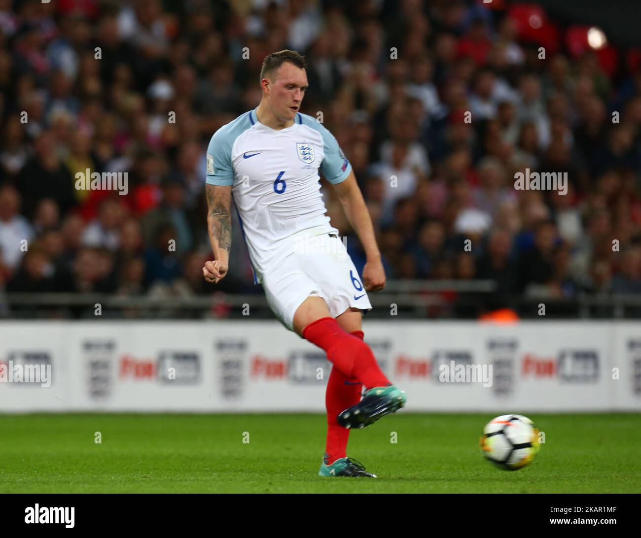 England's Phil Jones during World Cup Qualifying - European Group F match between England and Slovakia at Wembley stadium, London on 04 Sept , 2017 (Photo by Kieran Galvin/NurPhoto) Stock Photo
