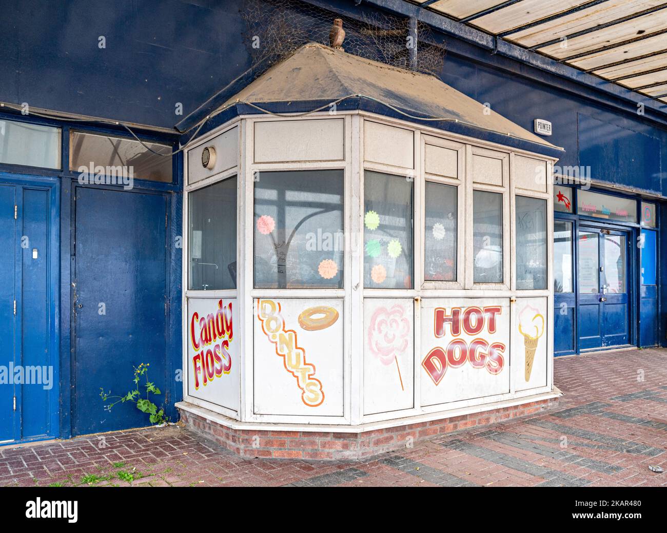 Closed cabin selling Hot Dogs, Candy Floss, Donuts Stock Photo Alamy