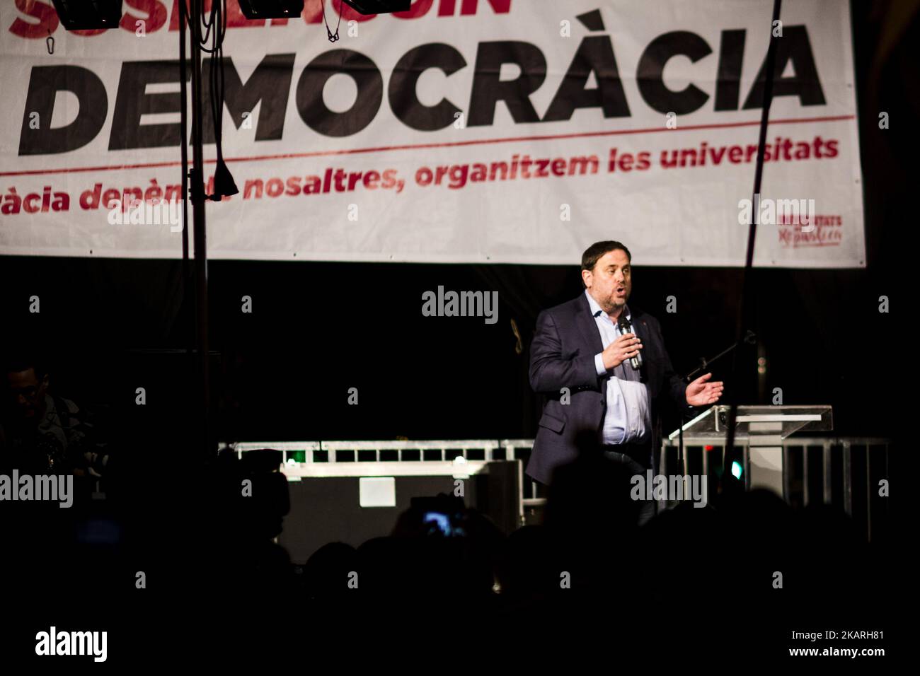 Oriol Junqueres vice president of Catalonia during the political act in favour of the Catalonia Referendum of Omnium Cultural, Assamblea Nacional de Catalunya and Universitaris per la Republica. On September 27, 2017 in Barcelona, Spain. (Photo by Xavier Bonilla/NurPhoto) Stock Photo