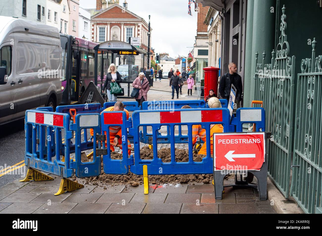 Windsor, Berkshire, UK. 3rd November, 2022. Thames Water were back in