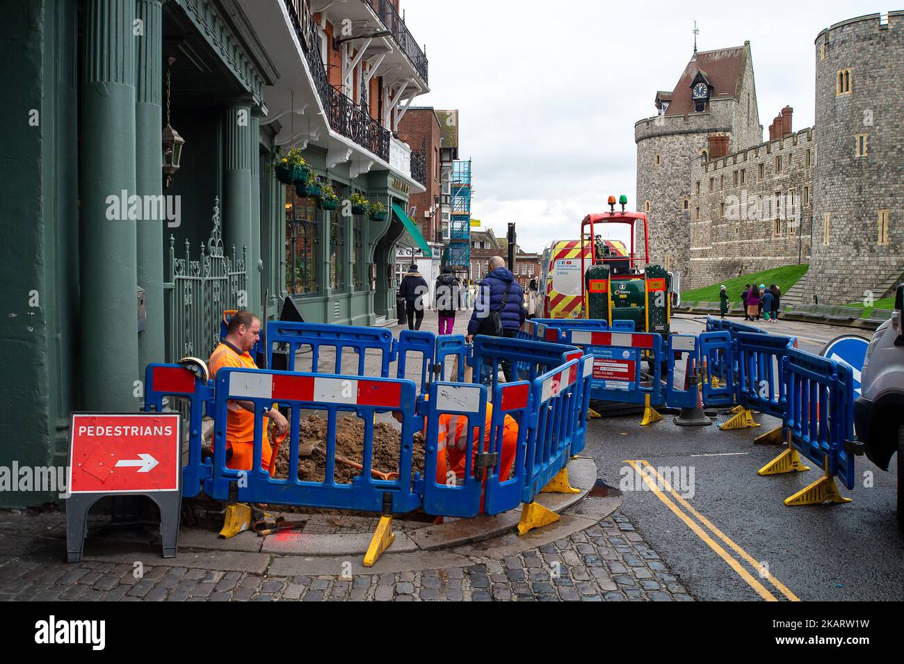 Windsor, Berkshire, UK. 3rd November, 2022. Thames Water were back in
