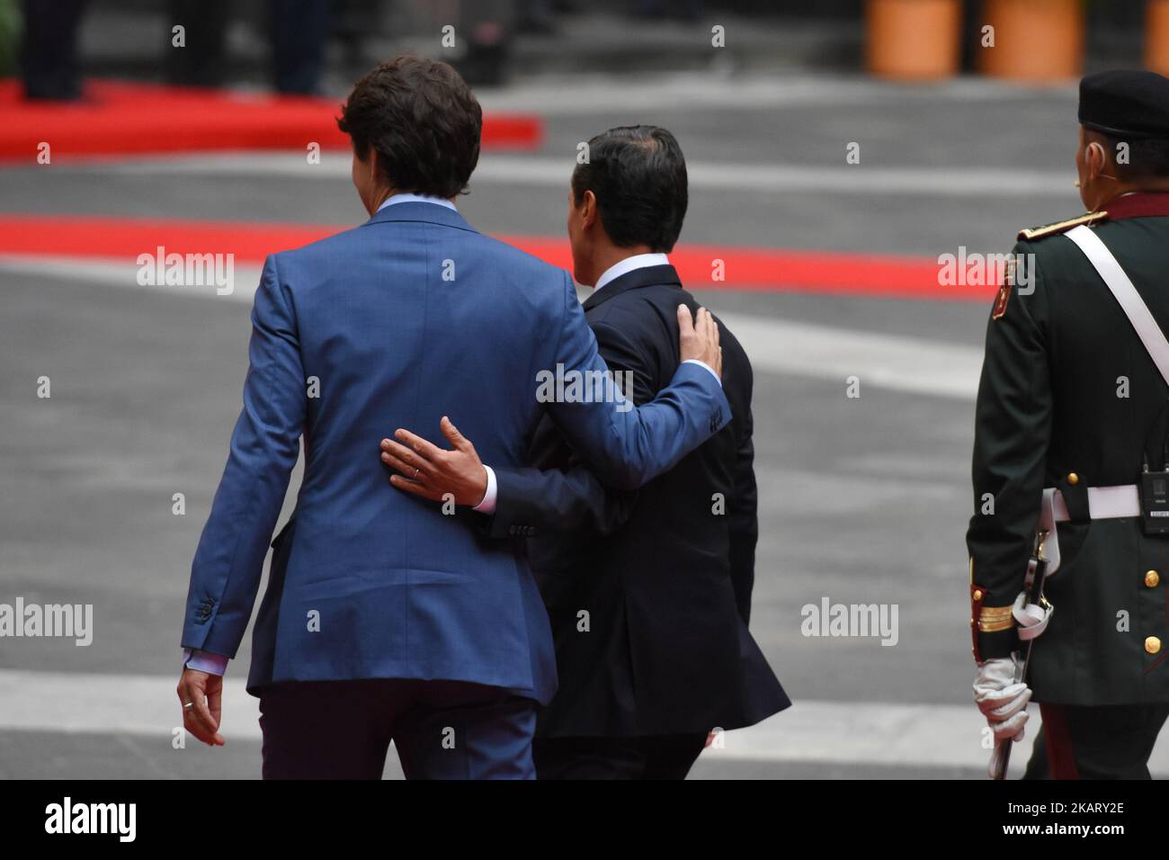 President of Mexico Enrique Pena Nieto and Canada's Prime Minister Justin Trudeau are seen during the Welcoming ceremony at National Palace on October 12, 2017 in Mexico City, Mexico (Photo by Carlos Tischler/NurPhoto) Stock Photo